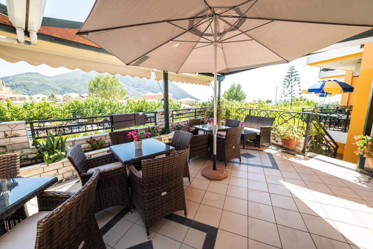 Hotel Odeon Vasiliki  Exterior photo